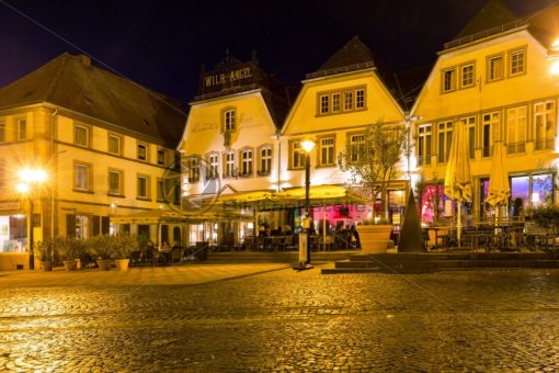 St. Wendel bei Nacht - Bildtankstelle.de