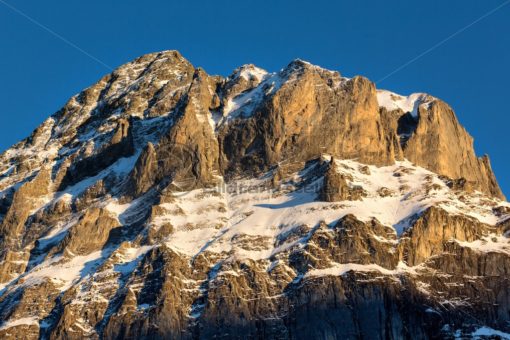 imposante Bergwelt in den Schweizer Alpen - Bildtankstelle.de