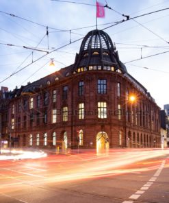 Berufsverkehr in der Saarbrücker Innenstadt am Abend, Dudweilerstraße - Bildtankstelle.de