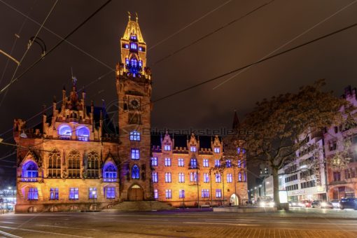 Rathaus von Saarbrücken während dem Max Ophüls Festival, Saarland - Bildtankstelle.de
