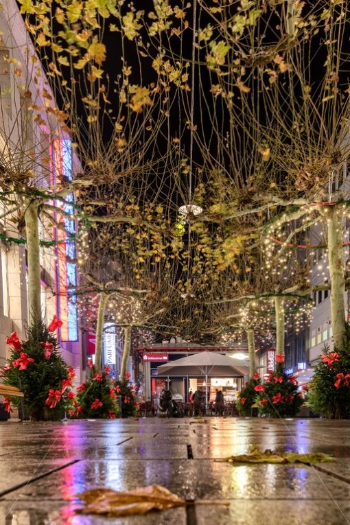 an Weihnachten in der Bahnhofstraße von Saarbrücken, City, Saarland - Bildtankstelle.de