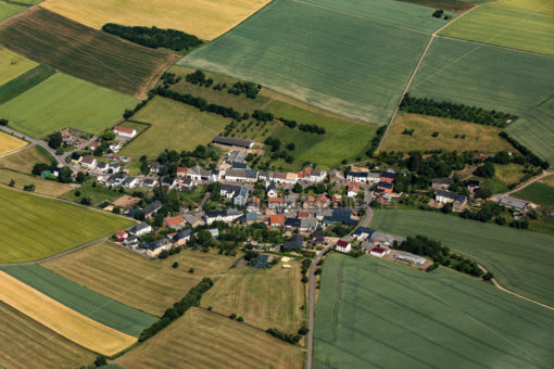 25_06_2019_Luftbild_Eft_Hellendorf_OEM_5575.jpg - Bildtankstelle.de