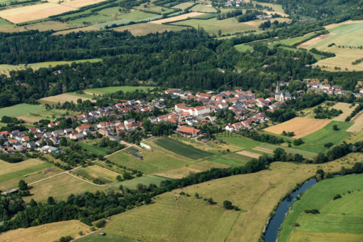 25_06_2019_Luftbild_Niederaltdorf_OEM_5781.jpg - Bildtankstelle.de