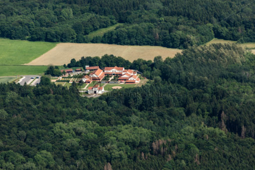 Luftbild von der römischen Villa in Borg, Kreis Merzig-Wadern, - Bildtankstelle.de
